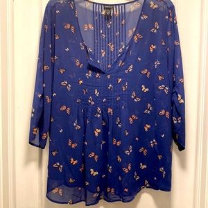 Torrid 4x blue butterfly blouse